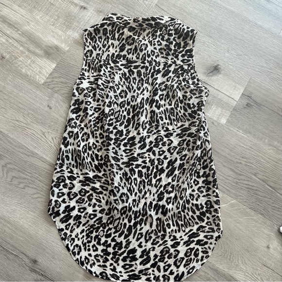 H&M Leopard Cheetah Print High Low Blouse - Womens - medium - Picture 3 of 5